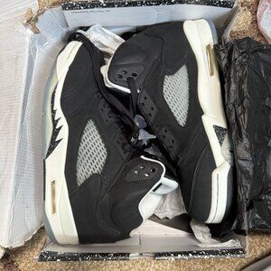 Air Jordan 5 Retro “Oreo” (Moonlight)